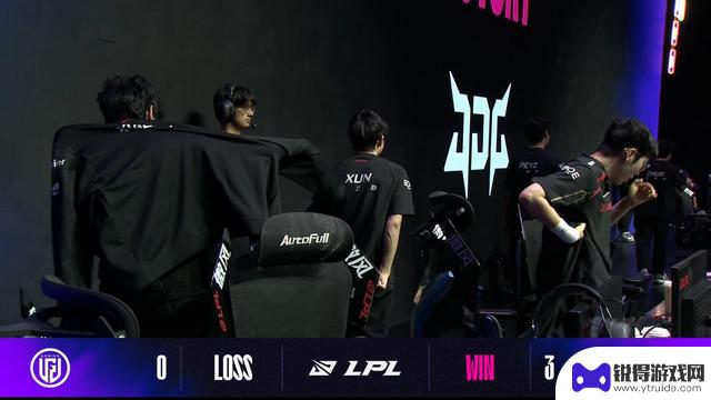 JDG横扫LGD晋级季后赛，TES将对阵NIP首轮对战确定