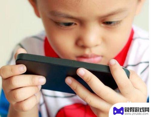 对于沉迷手机的孩子应该怎么办 孩子沉迷于手机游戏怎么办