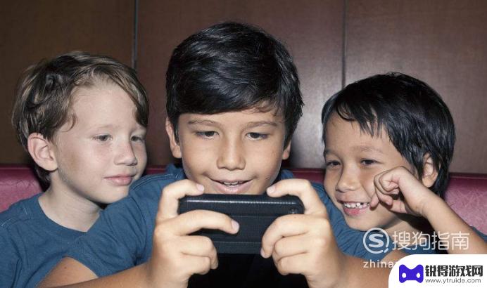 玩手机游戏的危害有哪些 手机游戏对青少年身心健康的危害
