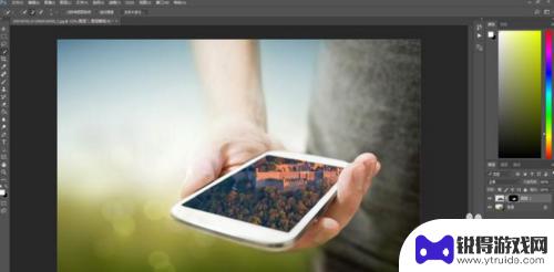 如何制作立体感手机屏 如何使用PS制作手机屏幕立体画面特效