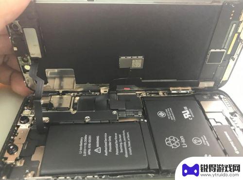 苹果手机进水开机一直显示白苹果怎么办 iPhone X进水后无法开机怎么办