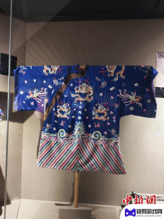 这所博物馆针对青少年“电子沉迷”推出“挖恐龙”活动，助其摆脱手机依赖