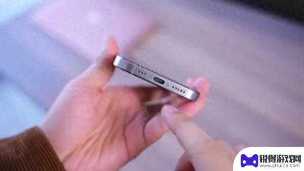 苹果公司发布全新一代iPhone 15 Pro 手机
